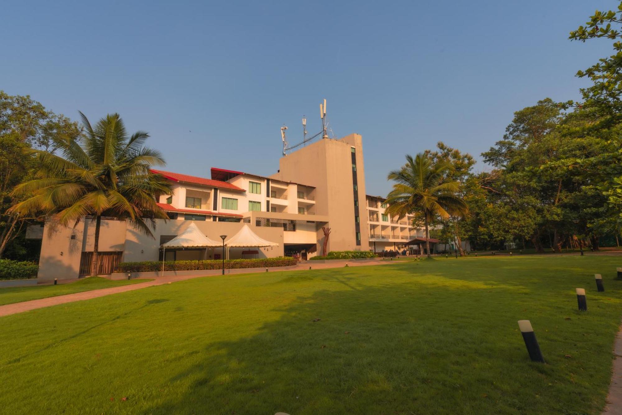 Signature Club Resort Devanahalli Exterior photo